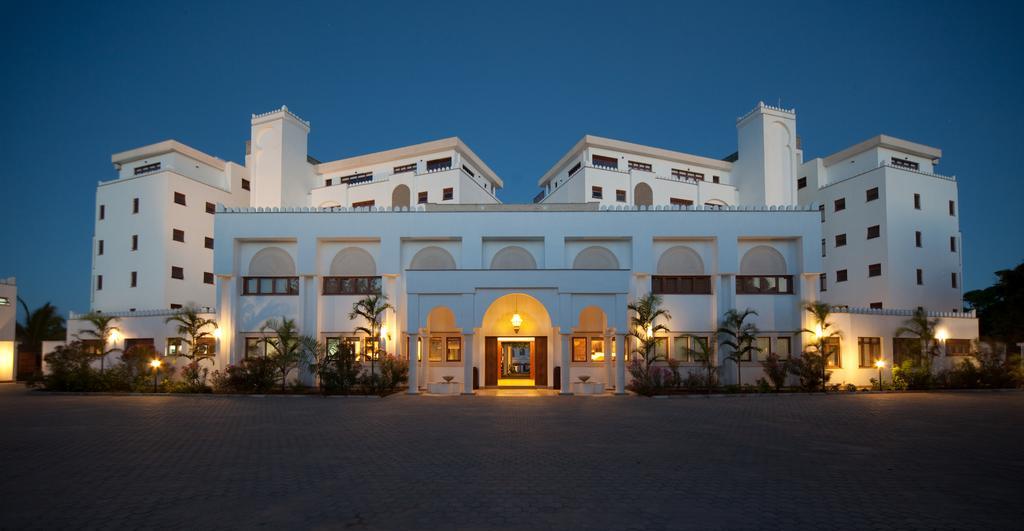 Lantana Galu Beach Диани Бийч Екстериор снимка