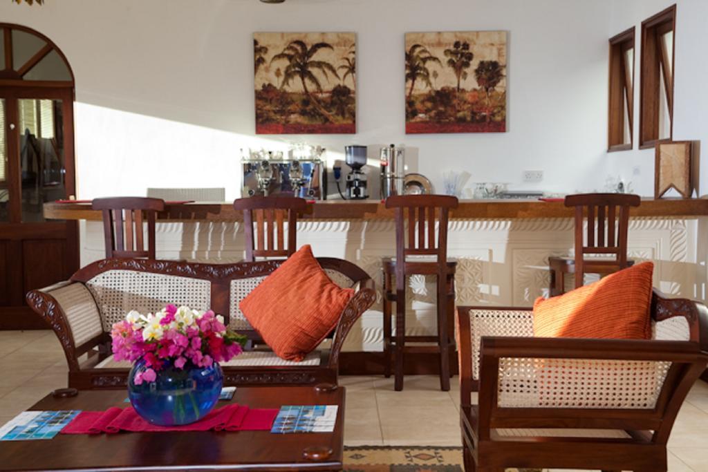 Lantana Galu Beach Диани Бийч Екстериор снимка